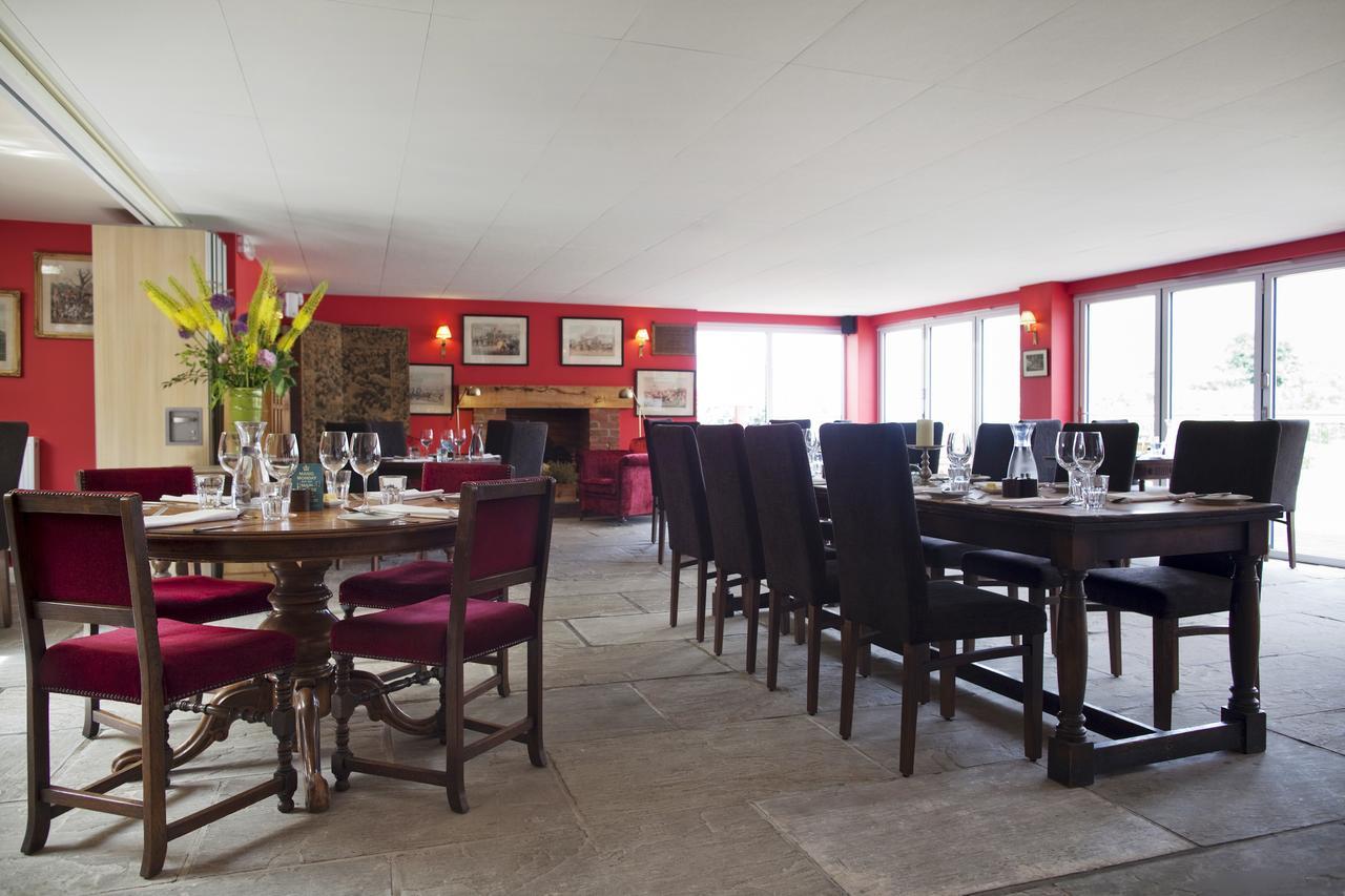 Отель The Carpenters Arms Felixkirk Экстерьер фото