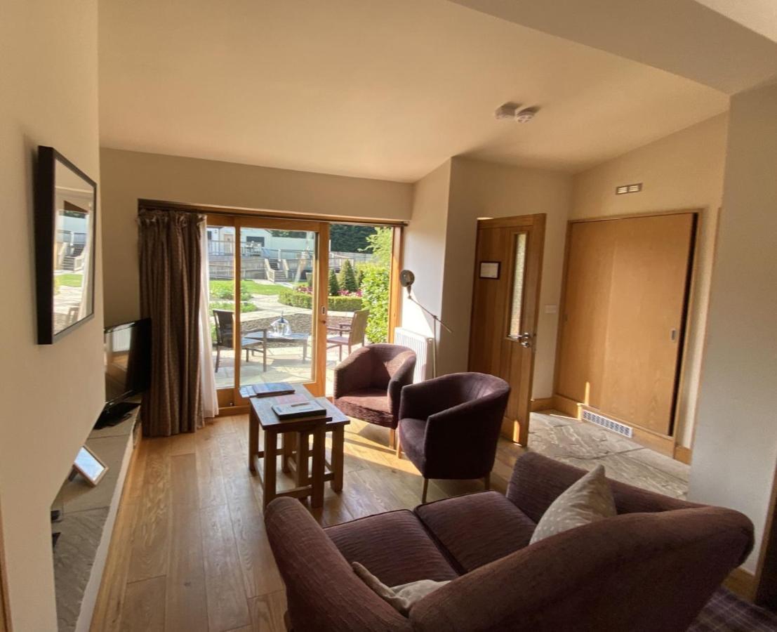 Отель The Carpenters Arms Felixkirk Экстерьер фото